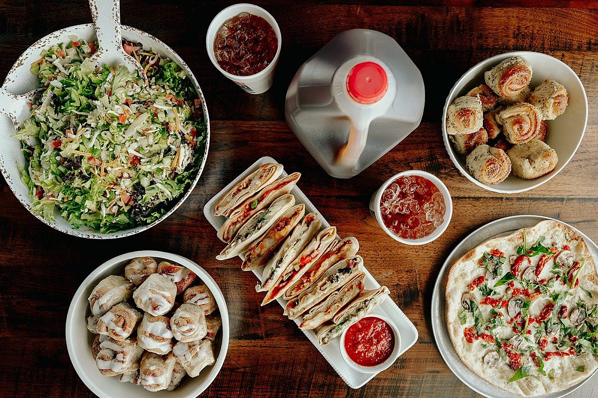 Pizza for your People | Pyro's Fire Fresh Pizza